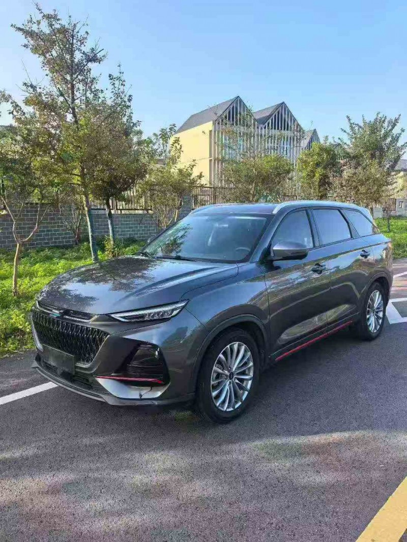 嘉兴22年长安汽车欧尚2