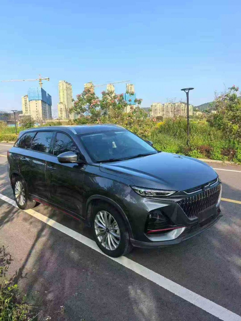 嘉兴22年长安汽车欧尚3