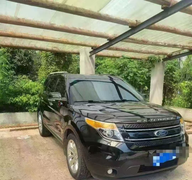 青岛15年福特探险者1