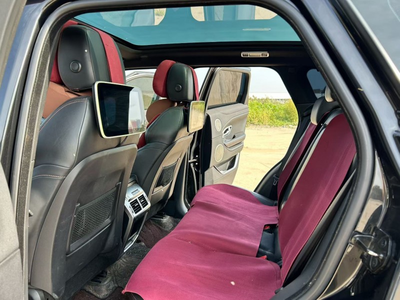 衡水17年路虎极光8