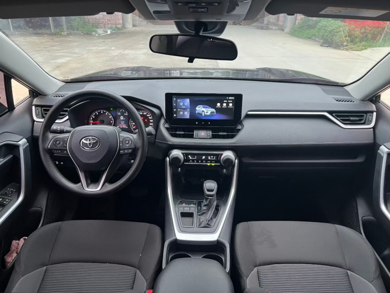 徐州24年丰田威兰达8