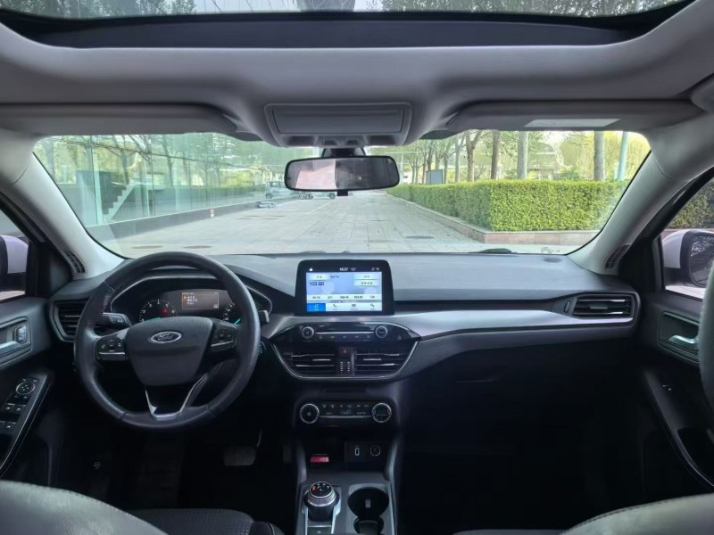 沧州19年福特福克斯3