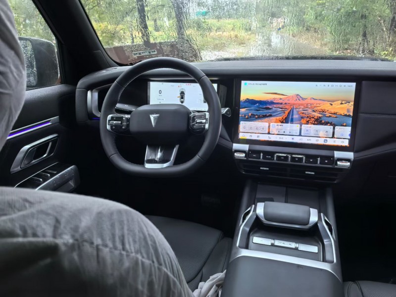 沧州25年长安汽车深蓝5