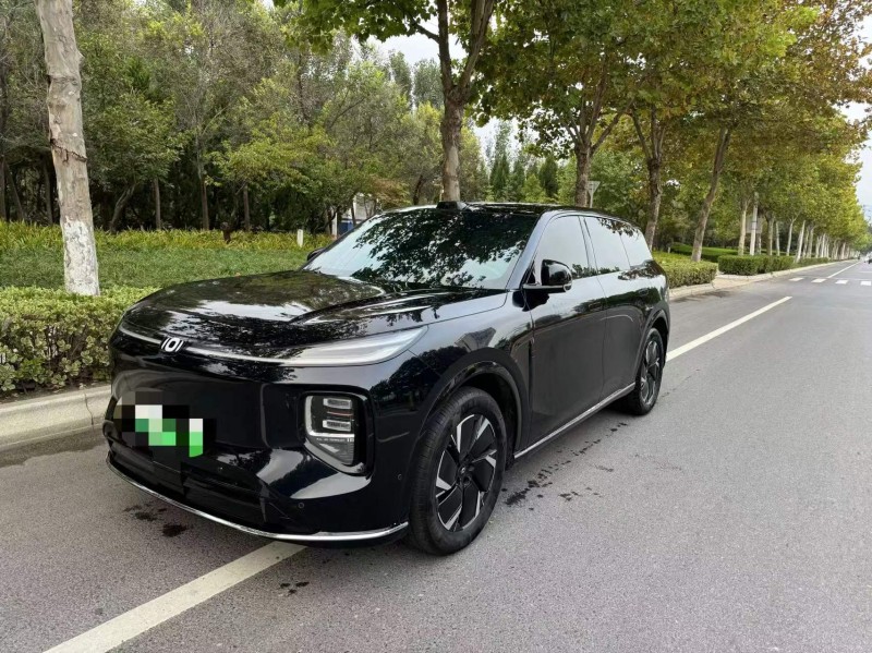 青岛25年长安汽车启源3