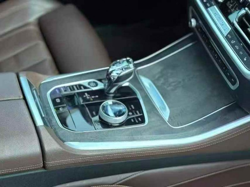 广州22年宝马X54