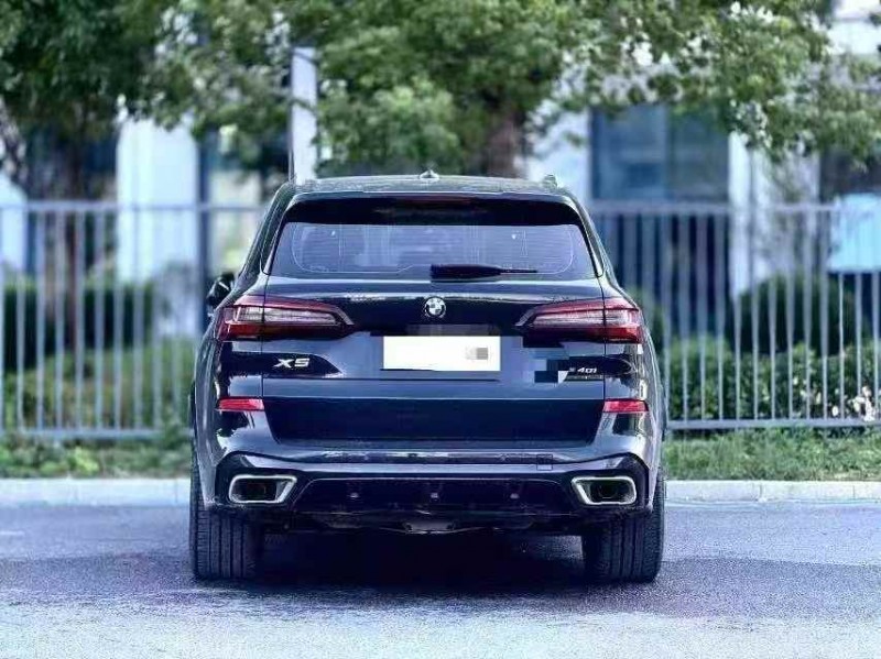 广州22年宝马X59