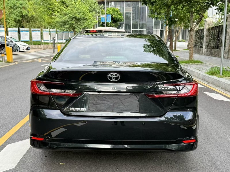 深圳25年丰田凯美瑞8