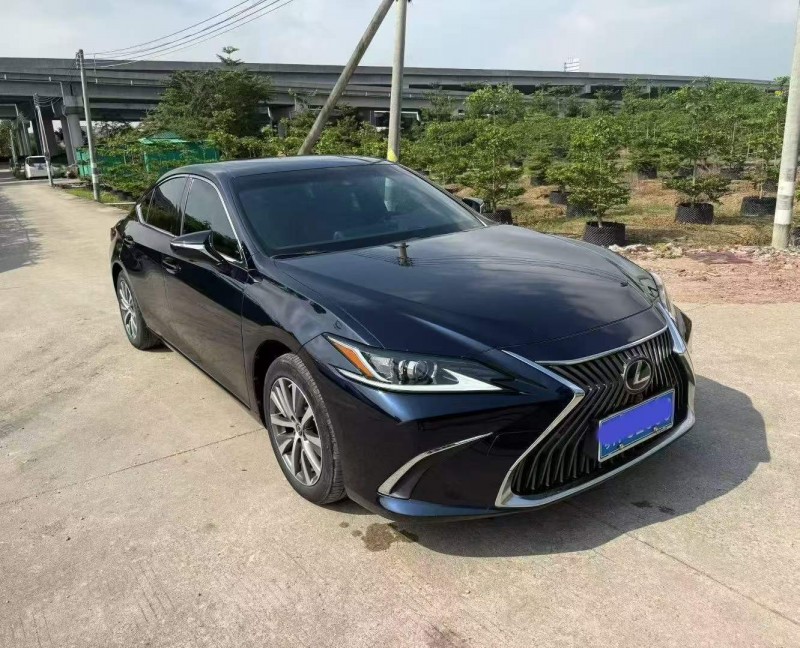 广州20年雷克萨斯ES3