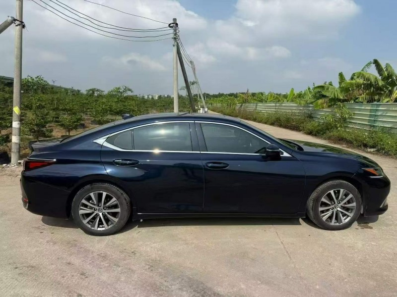 广州20年雷克萨斯ES5