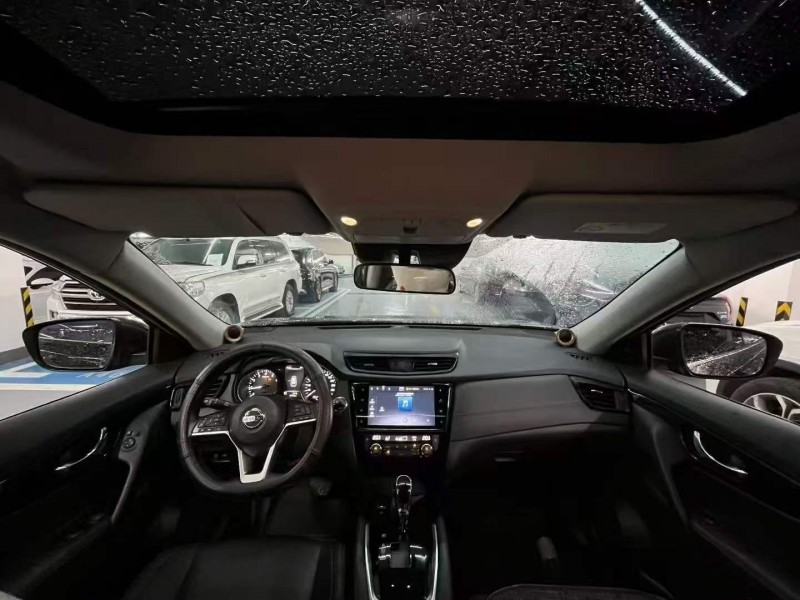 广州23年日产奇骏5