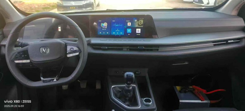 嘉兴25年长安汽车览拓者5