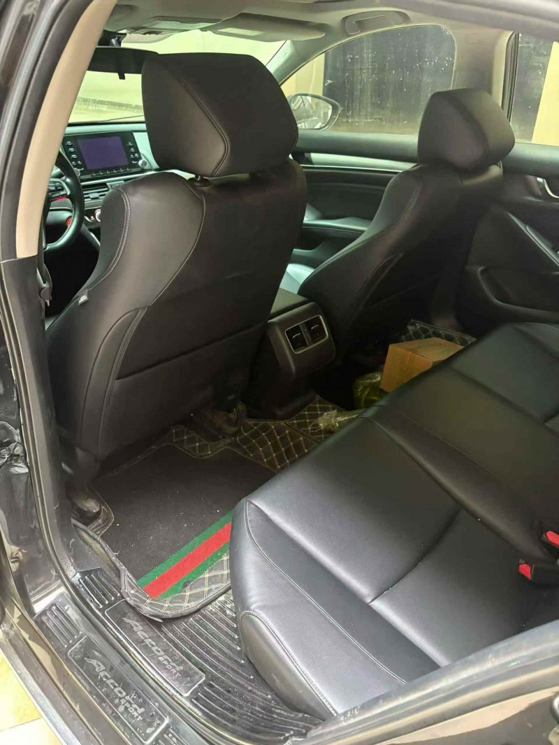 淮北19年本田雅阁6