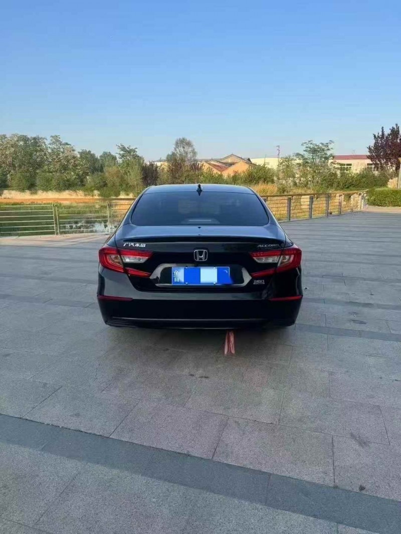 青岛21年本田雅阁9