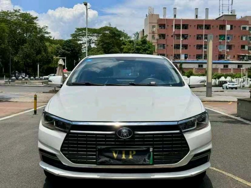 东莞23年比亚迪秦1