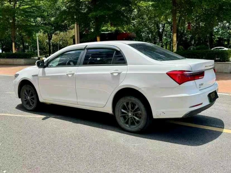 东莞23年比亚迪秦4