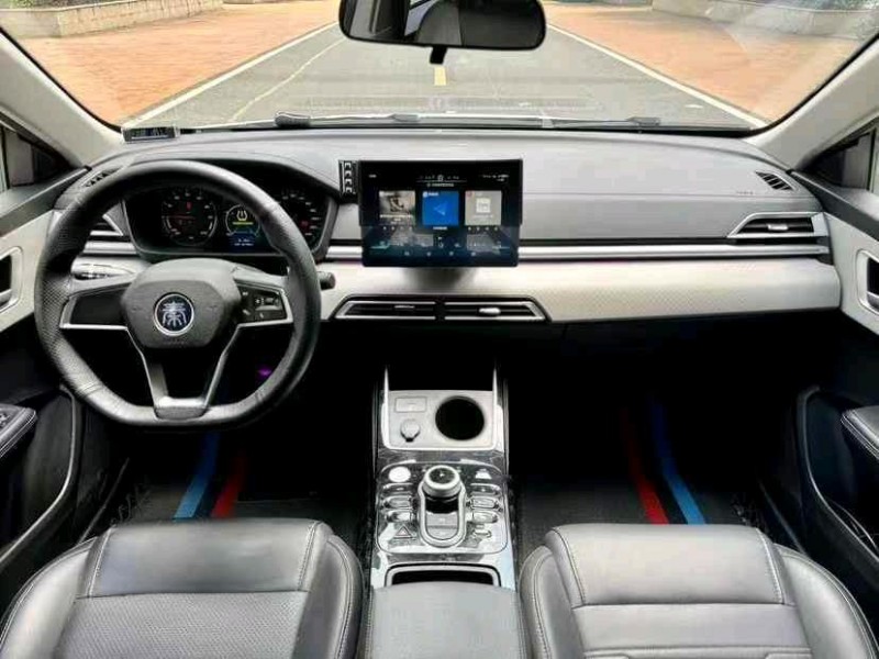 东莞23年比亚迪秦9