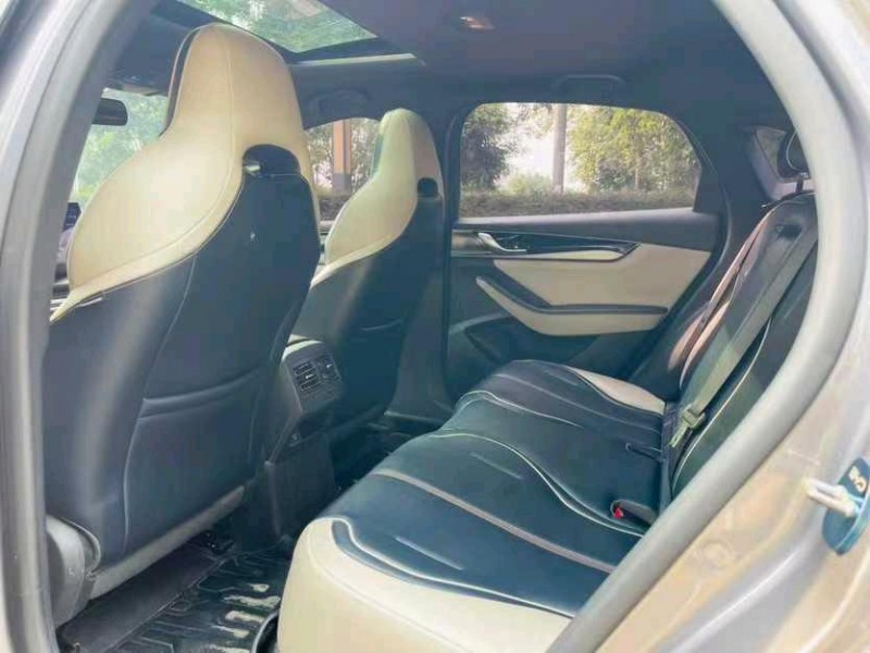 东莞21年比亚迪秦5