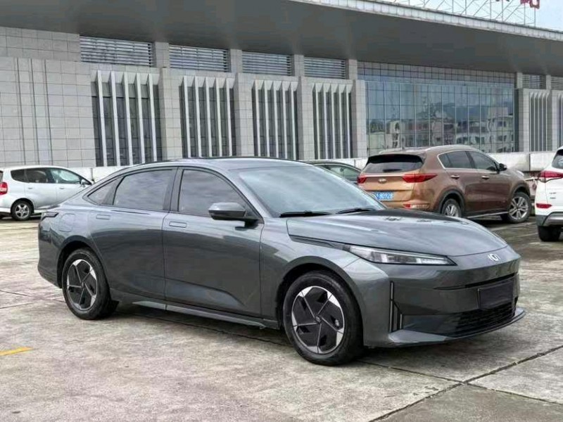 东莞24年长安汽车启源3