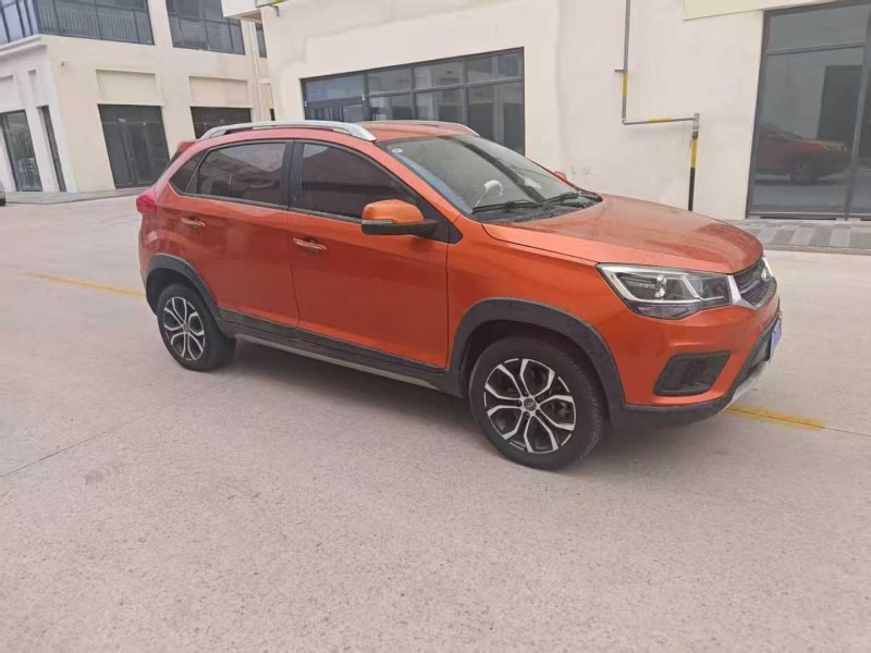 青岛18年奇瑞瑞虎3