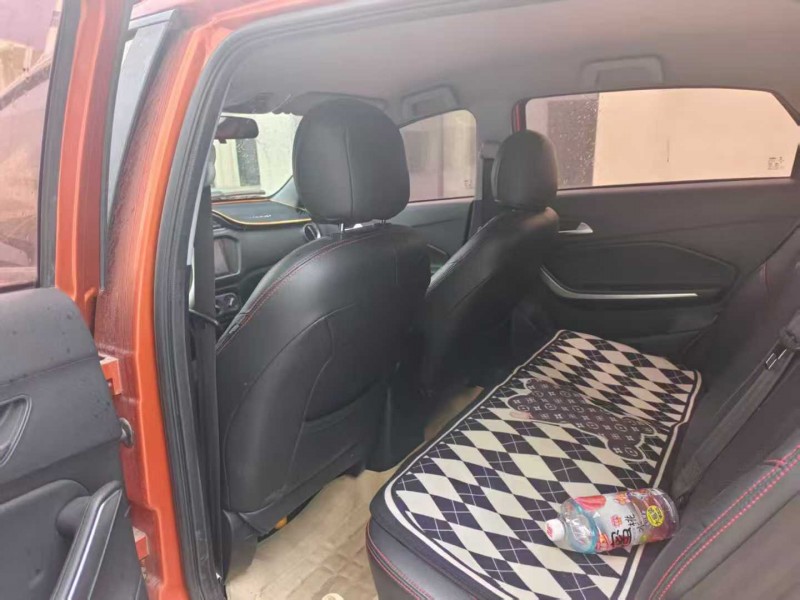 青岛18年奇瑞瑞虎5