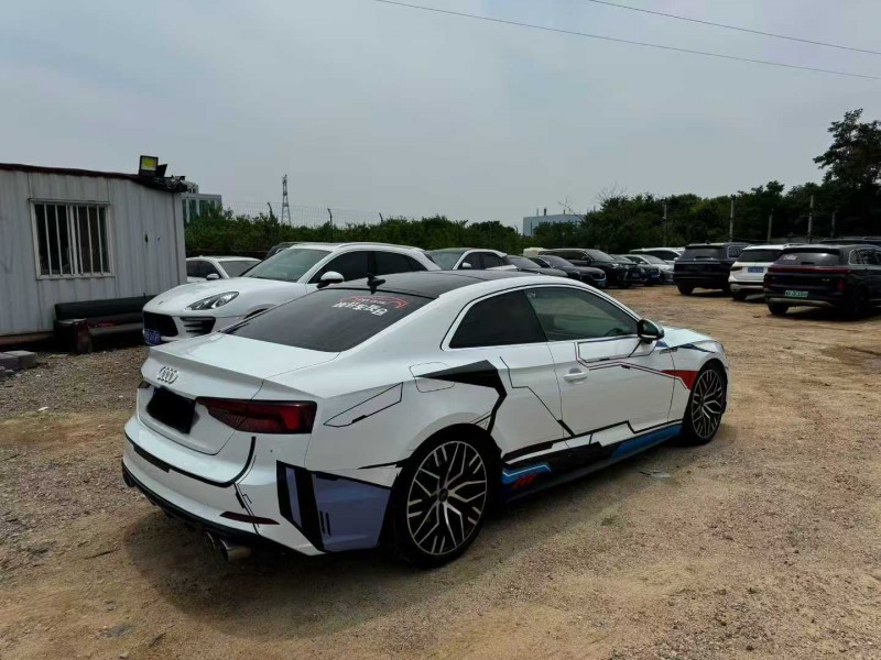 青岛18年奥迪A59