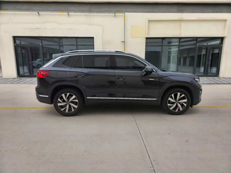 青岛22年大众探岳8