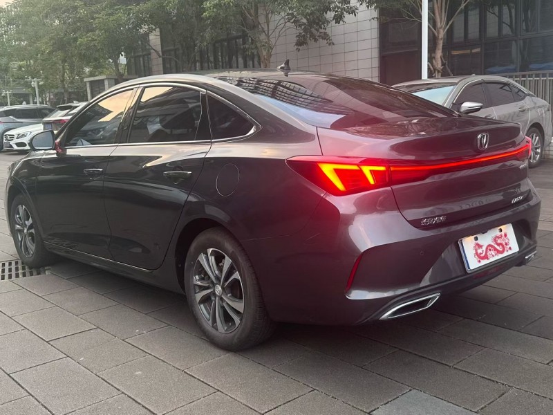 佛山24年长安汽车逸动8