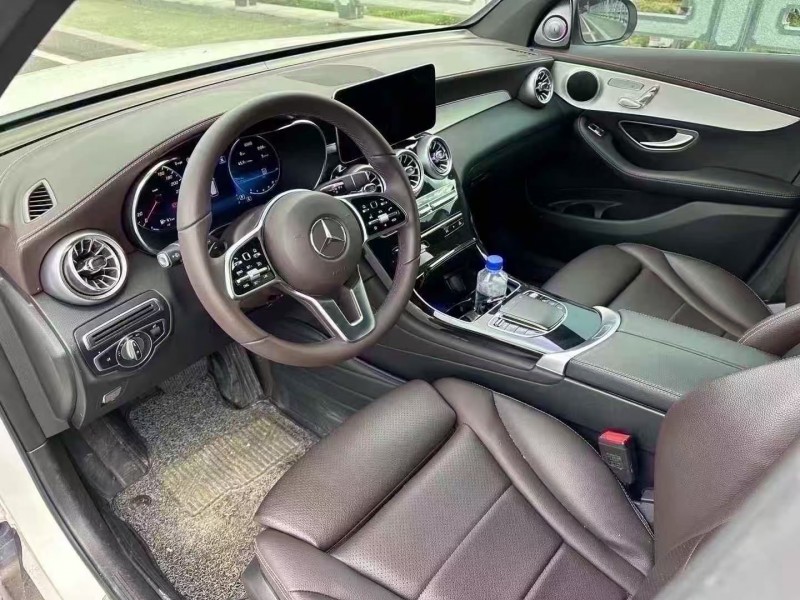 青岛22年奔驰GLC4