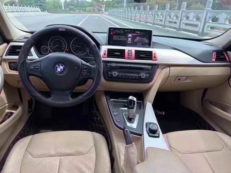 青岛15年宝马3系3