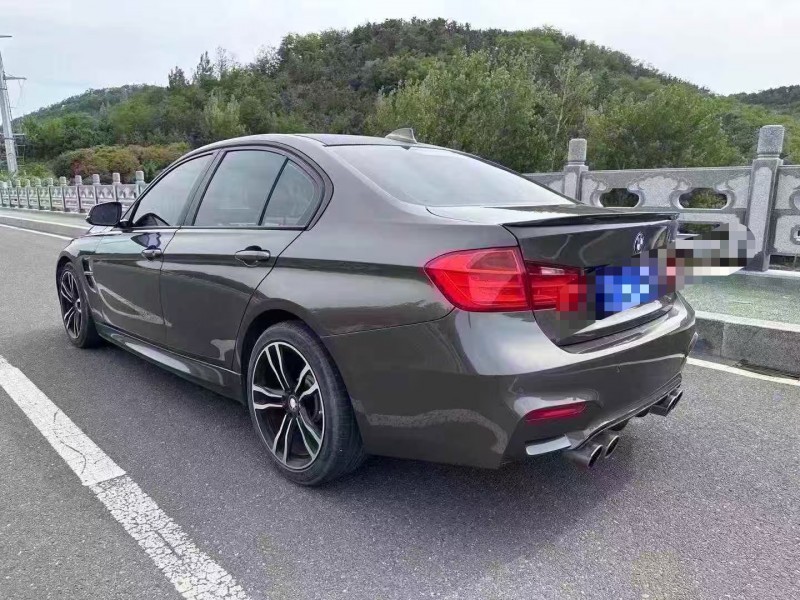 青岛15年宝马3系8