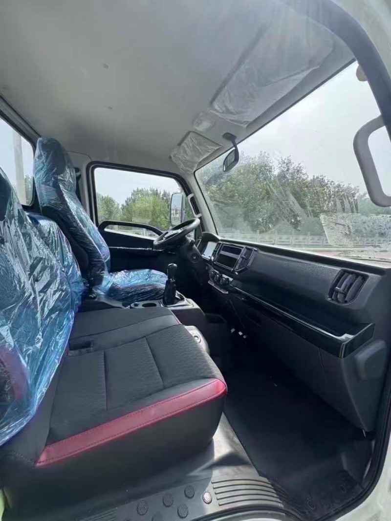 青岛25年福田领航5