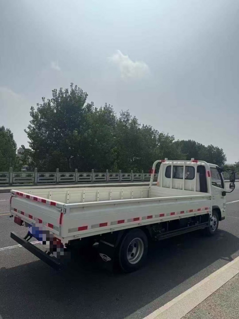 青岛25年福田领航7