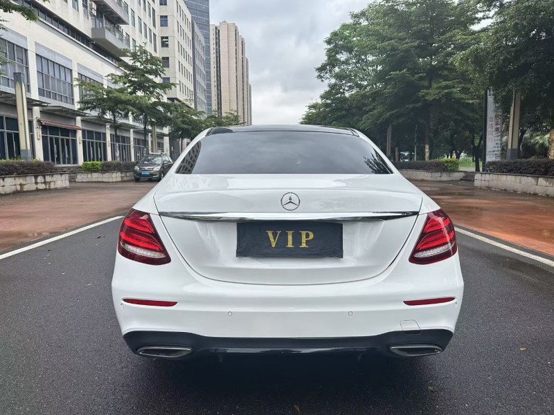 东莞20年奔驰E8