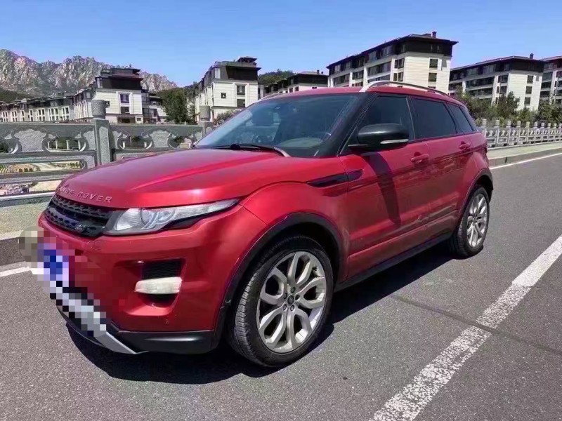 青岛13年路虎极光2