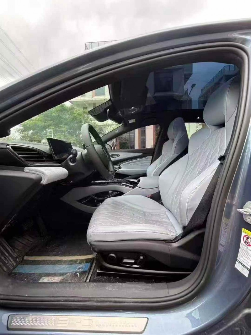 广州22年比亚迪海豹8