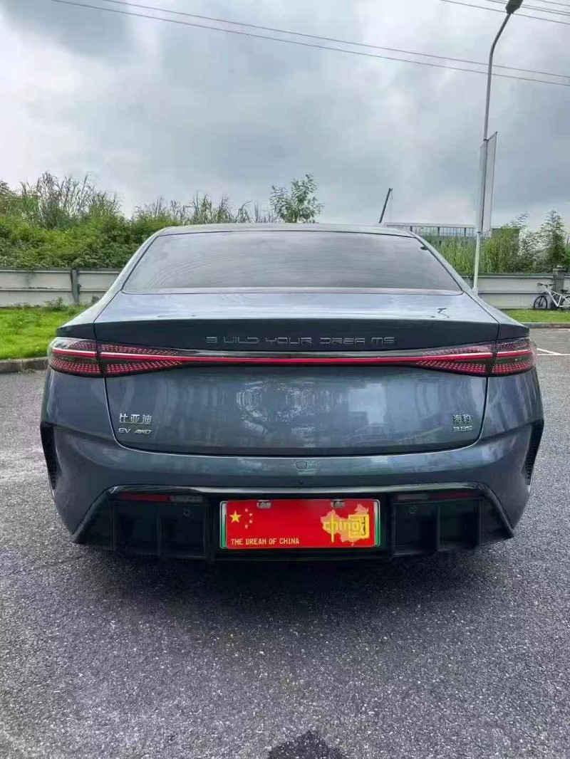 广州22年比亚迪海豹9