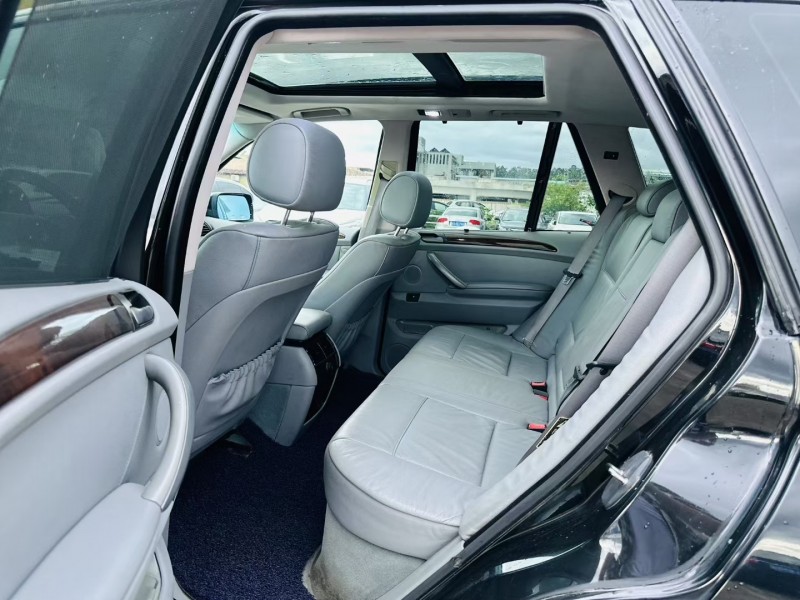 东莞06年宝马X56