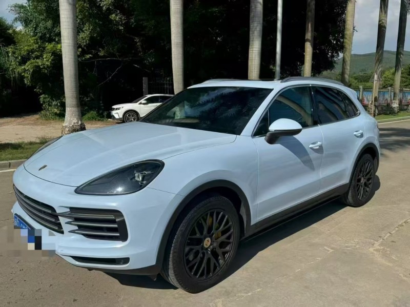 广州19年保时捷卡宴2