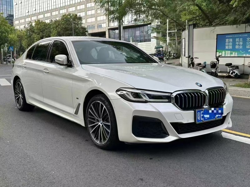 广州22年宝马5系2