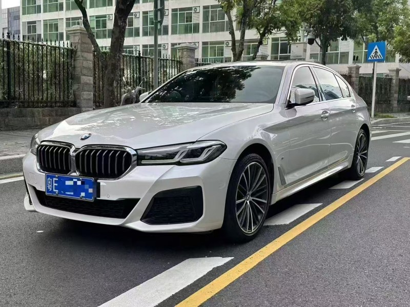 广州22年宝马5系3