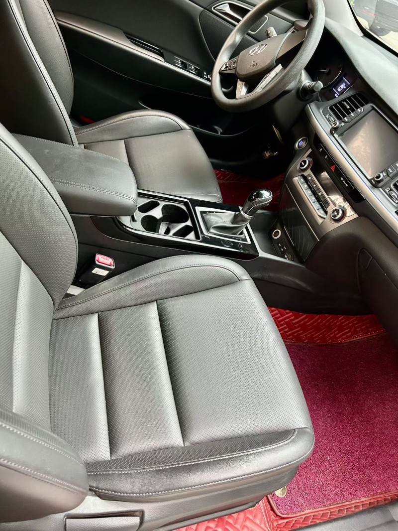 烟台19年现代名图9