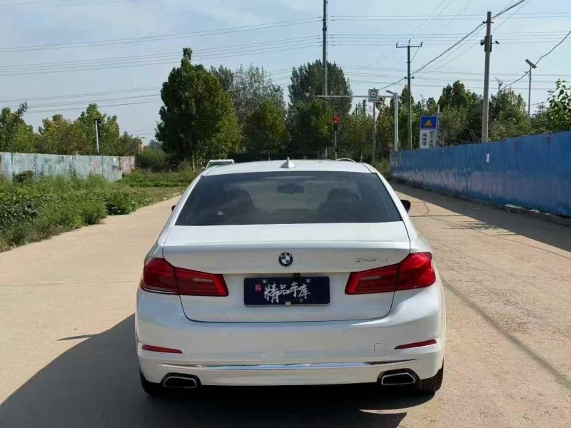 泰安20年宝马5系9
