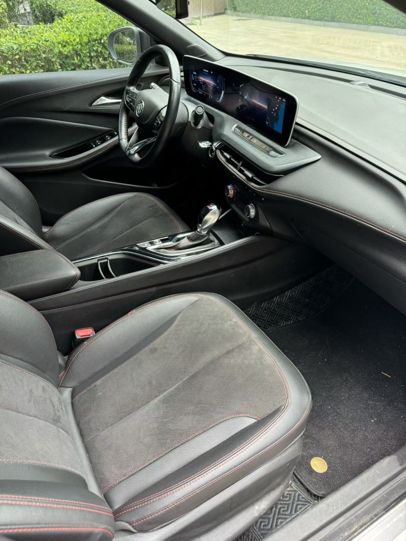 烟台22年别克威朗9