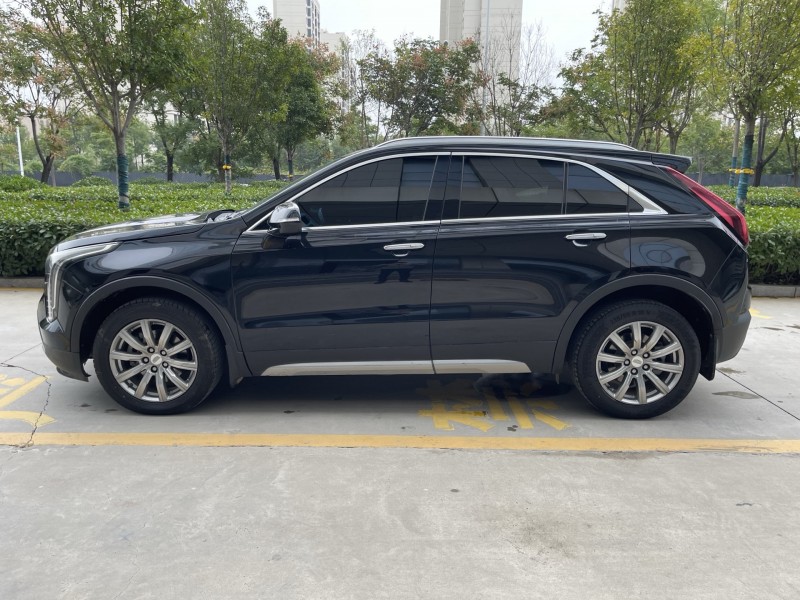 济宁20年凯迪拉克XT48