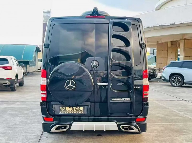 东莞16年奔驰凌特8