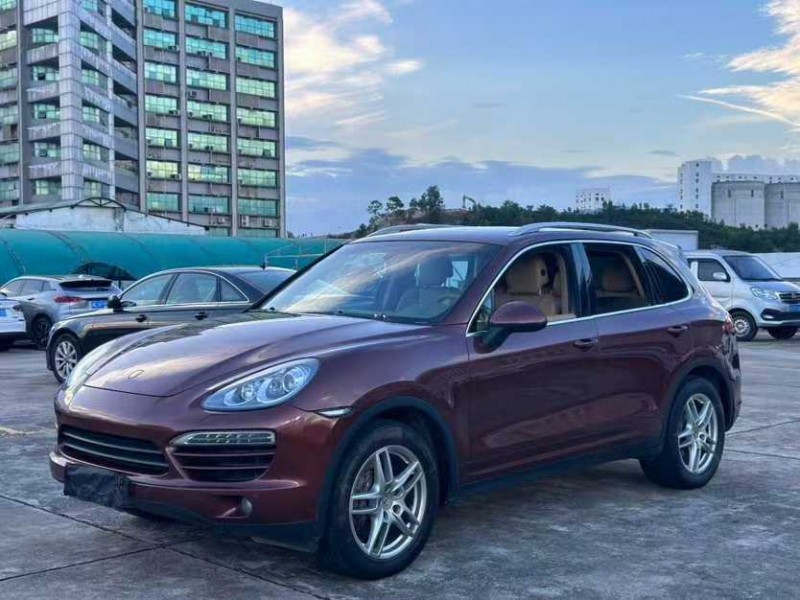 东莞12年保时捷卡宴2