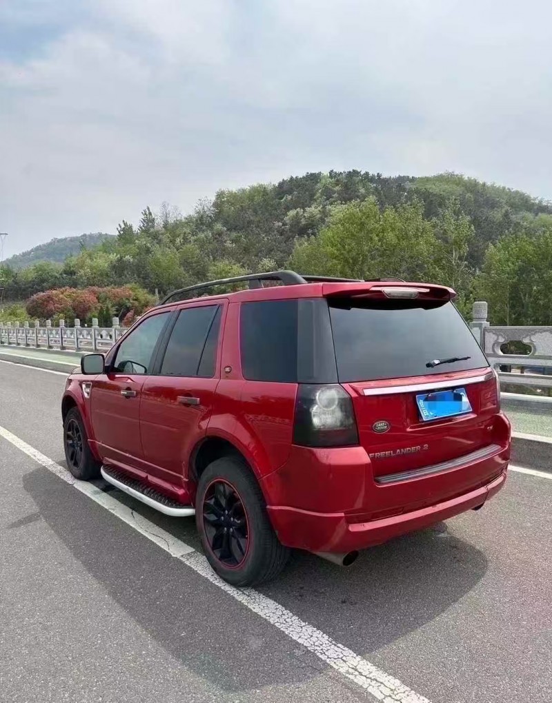 青岛12年路虎发现神行8