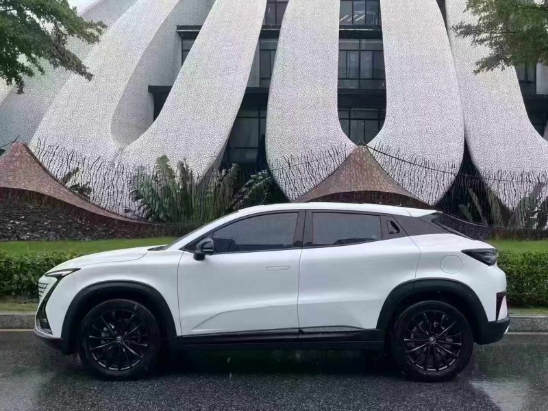 深圳23年长安汽车UNI7