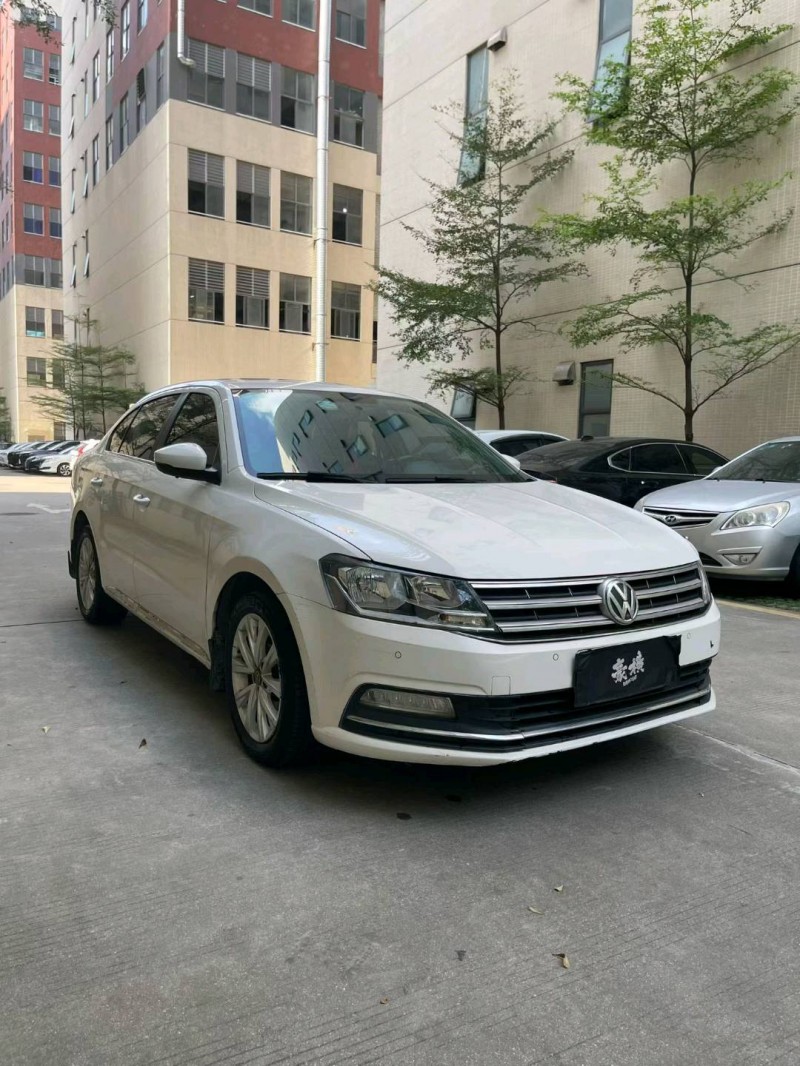 佛山18年大众朗逸2