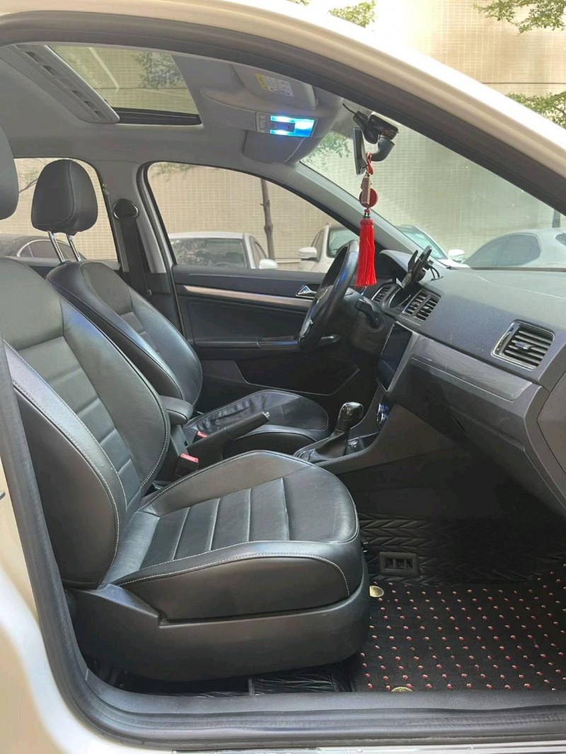 佛山18年大众朗逸6